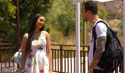 Natural teen Eliza Ibarra deepthroats and humps a throbbing dick