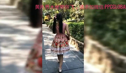 Lovely Asian babe blows off a random dude in the hallway of hotel