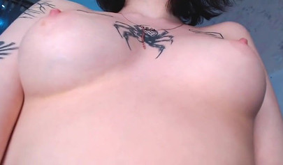 Tattooed teen Migurtt sucking and riding a dick on chaturbate platform
