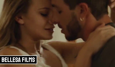 Girlfriend Naomi Swan gets her pussy eaten out and pounded