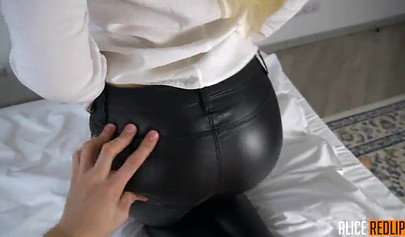 Tattooed escort shows off her cock sucking skills before getting fucked hard