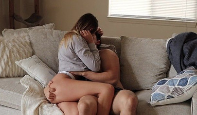 Gorgeous teen girlfriend gets cum on her ass cheeks after intense fuck