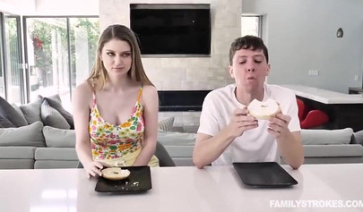 Busty Bunny Colby gets her pussy creampied in front of her stepsister Nadya Nabakova