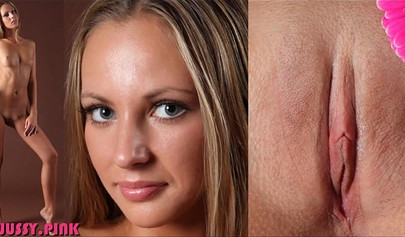 Hot teens show off their pretty faces and pussy lips