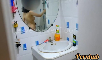 Busty Thai teen gives head and gets banged in the shower