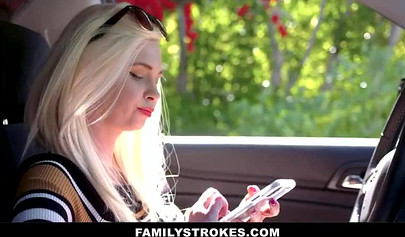 Teen Jade Nile fucks the daddy while mommy is away