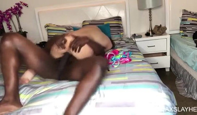 Black wolf pounded a white chick in the doggy