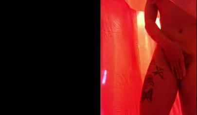 Tattooed teens and ebony chicks twerking and getting fucked