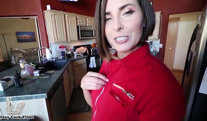 Slutty stepmom Helena Price gets a deep creampie from her stepson