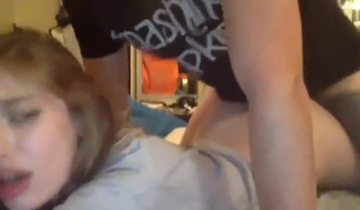 Naughty amateur brunette teen gets cumshot after hardcore punding