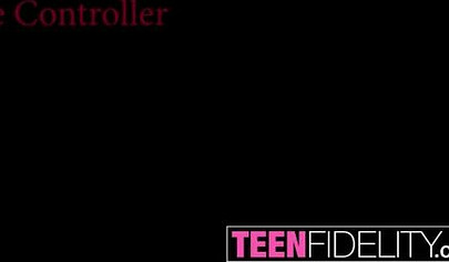 Babe Gabbie Carter seduces the hot stud Jessy Jones