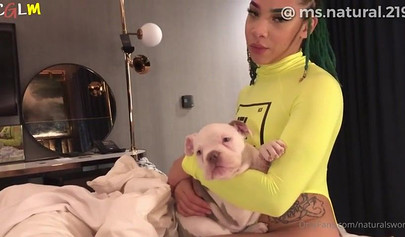 Big ass bitch twerks on a huge cock