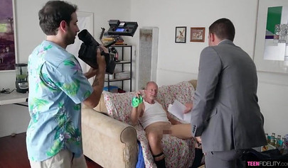 Rough and hard fuck turns into a wild threesome