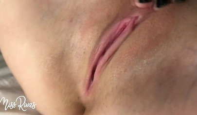 Close up pussy fingering until she reaches satisfaction