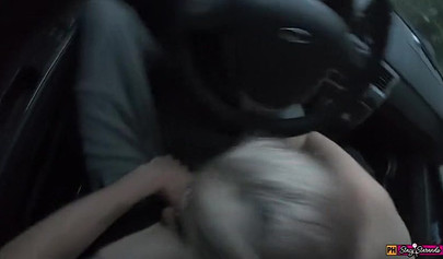 Teen hitchhiker offers her pussy for a car ride