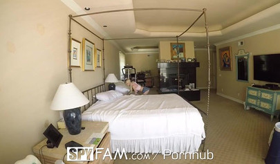 Skinny blonde Piper Perri deep creampied after hardcore banging