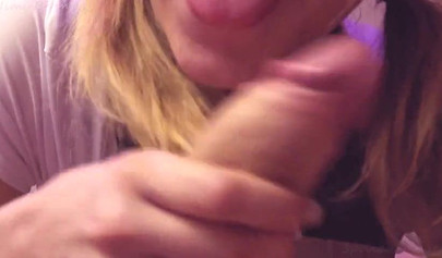 Beautiful amateur blonde giving sloppy blowjobs gets an oral creampie