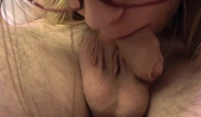 Beautiful amateur blonde giving sloppy blowjobs gets an oral creampie