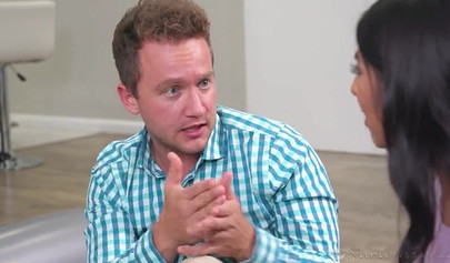 Young Violet Myers gives the most relaxing massages