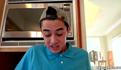 Dillion Harper can't resist sucking Juan El Caballo Loco