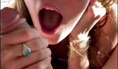 Sexy girl likes it deep down her throat