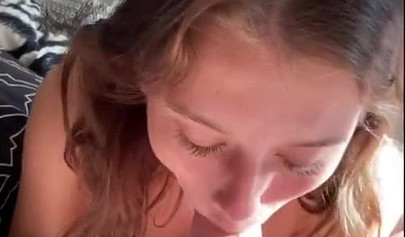 Sexy girl likes it deep down her throat