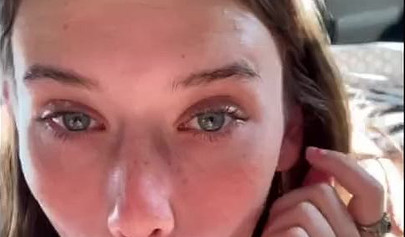 Sexy girl likes it deep down her throat