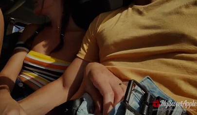 Hot fat ass Latina gives a blowjob in public