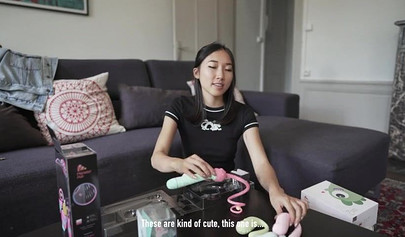 Beautiful Asian amateur teen creampied in hardcore missionary