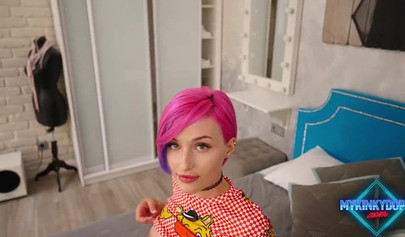 Tiny pink haired teen Mykinkydope cumshot after hardcore fucking