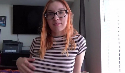 Nerdy stepsister with big tits giving a stunning blowjob