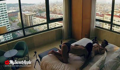 Fit girl rides a big cock in a hotel room