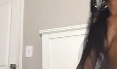 Creamy fingering orgasm for the black slut Badgurldnay