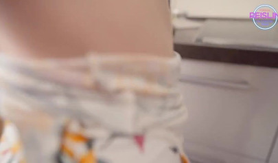 Young gorgeous babe Reislin sucks in a POV porn