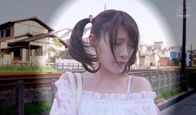 Sensual Japanese babe in stockings fucks the neighbor