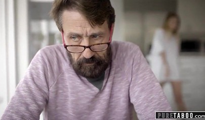 Bearded man shoves his mature cock up Riley Star's mouth