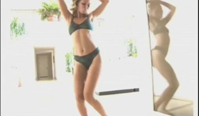 Slender teen babe dancing and stripping on cam