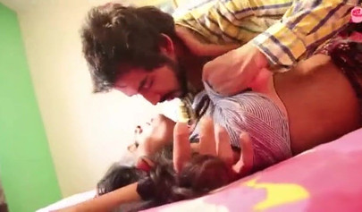 Beautiful Indian teen gets kissed by her boyfriend