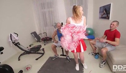 Petite cheerleader gets stripped, tied up and double fucked