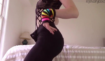 Incredible Reddit teen strips to her lingerie and teases with her sexy body