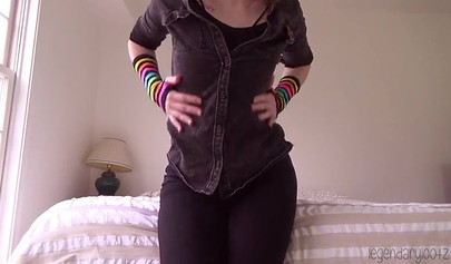 Incredible Reddit teen strips to her lingerie and teases with her sexy body