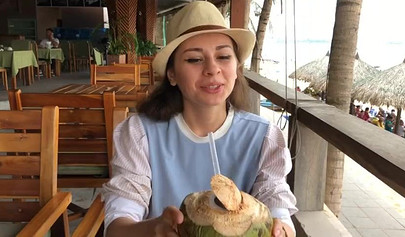 Amateur teen with big tits Lolly Lips enjoys hot missionary sex