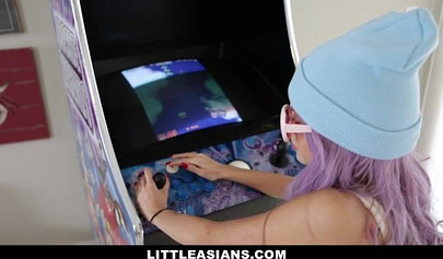 Acrobatic teen in over-the-knee socks Vina Skyy gets demolished