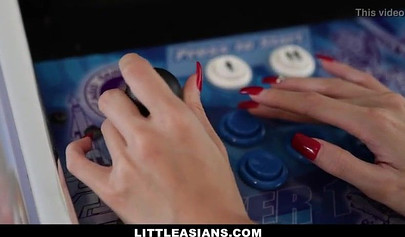 Acrobatic teen in over-the-knee socks Vina Skyy gets demolished