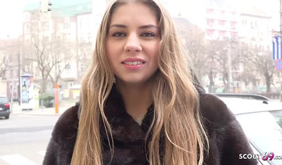 German teen in black boots takes cash to have anal sex with a stranger