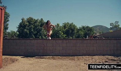 Stunning Mexican teen takes a hardcore pounding and gets her vagina creampied